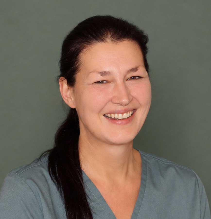 Janine Zier, Tiermedizinische Fachangestellte